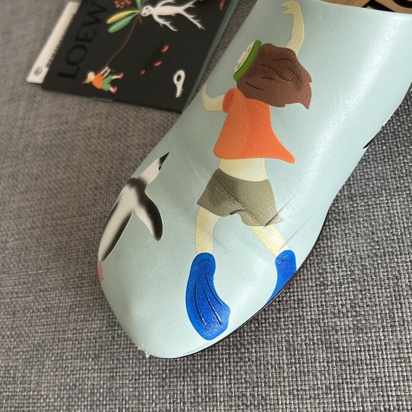 Loewe Light Blue Flats with Penguin Design - Picture 10 of 10